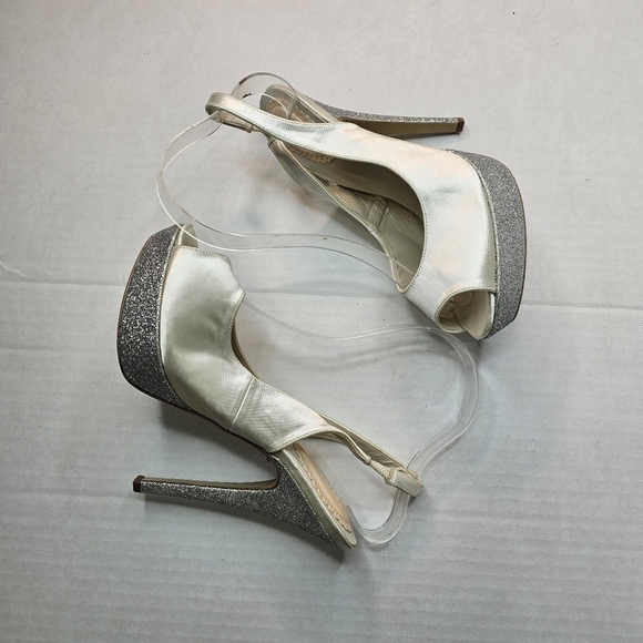 PINK Paradox London Indulgence Platform Peep Toe Pump Satin - Picture 4 of 10